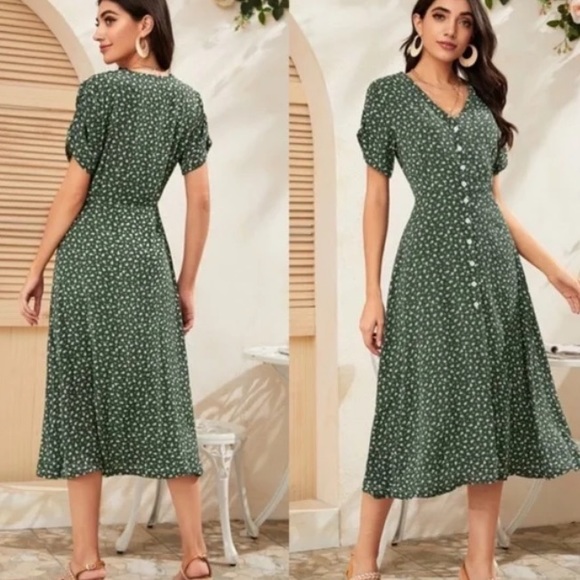 Boho Blue floral print button up v neck dress - Picture 5 of 6